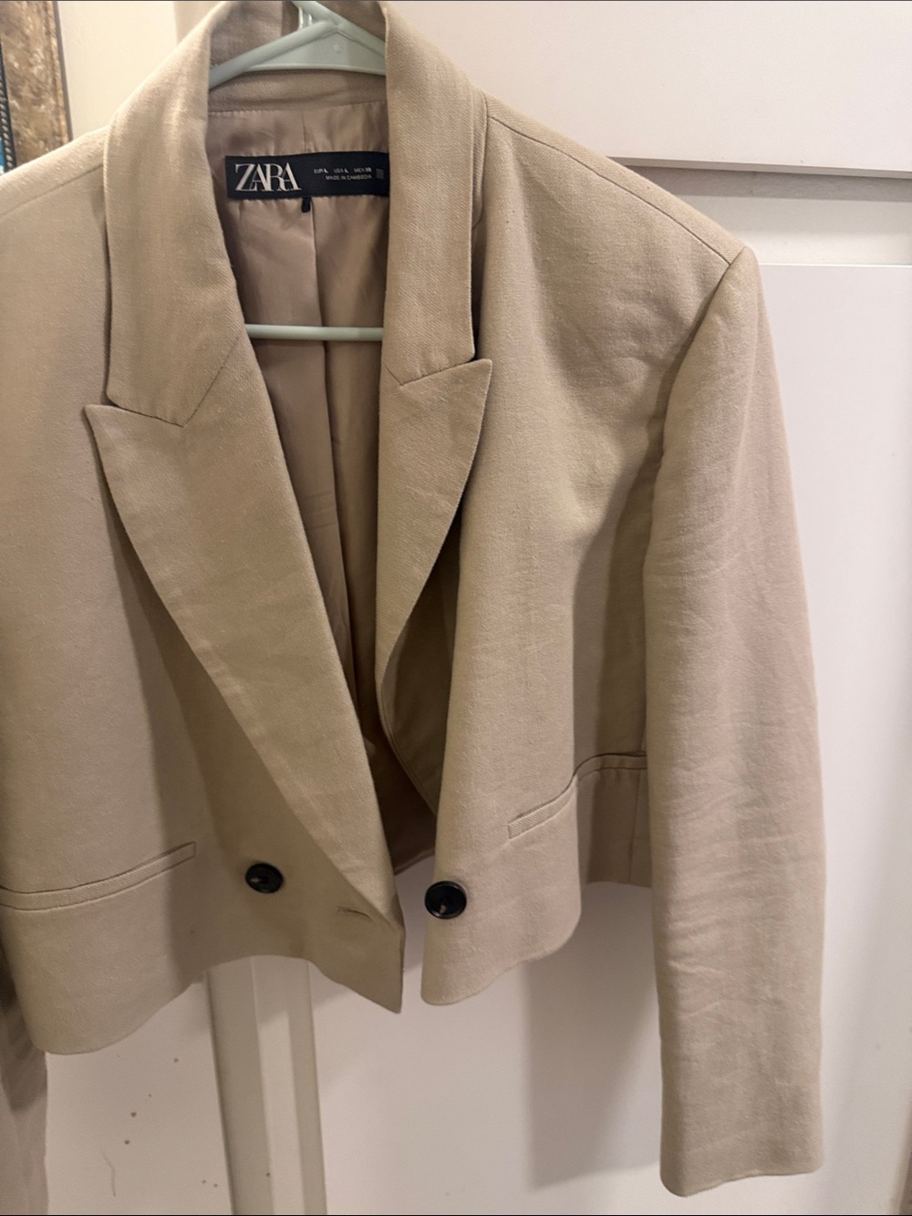 ZARA Beige Cropped Blazer Jacket